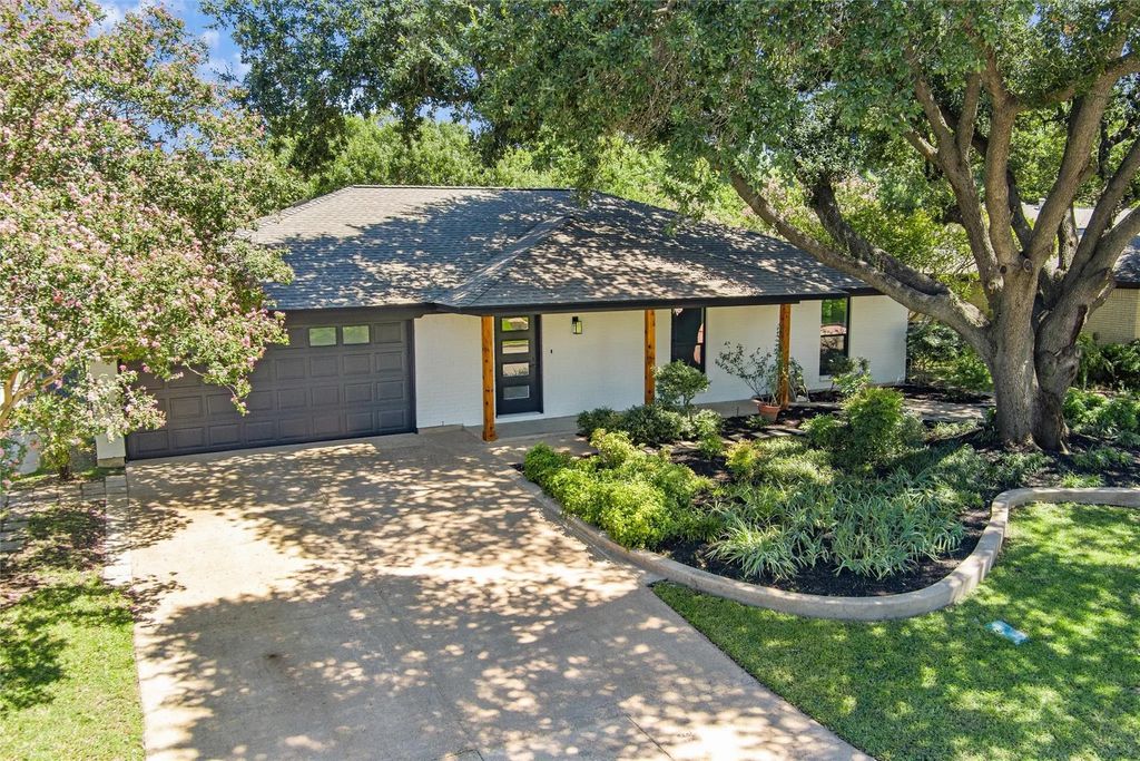 6021 Rayburn Drive, Fort Worth
