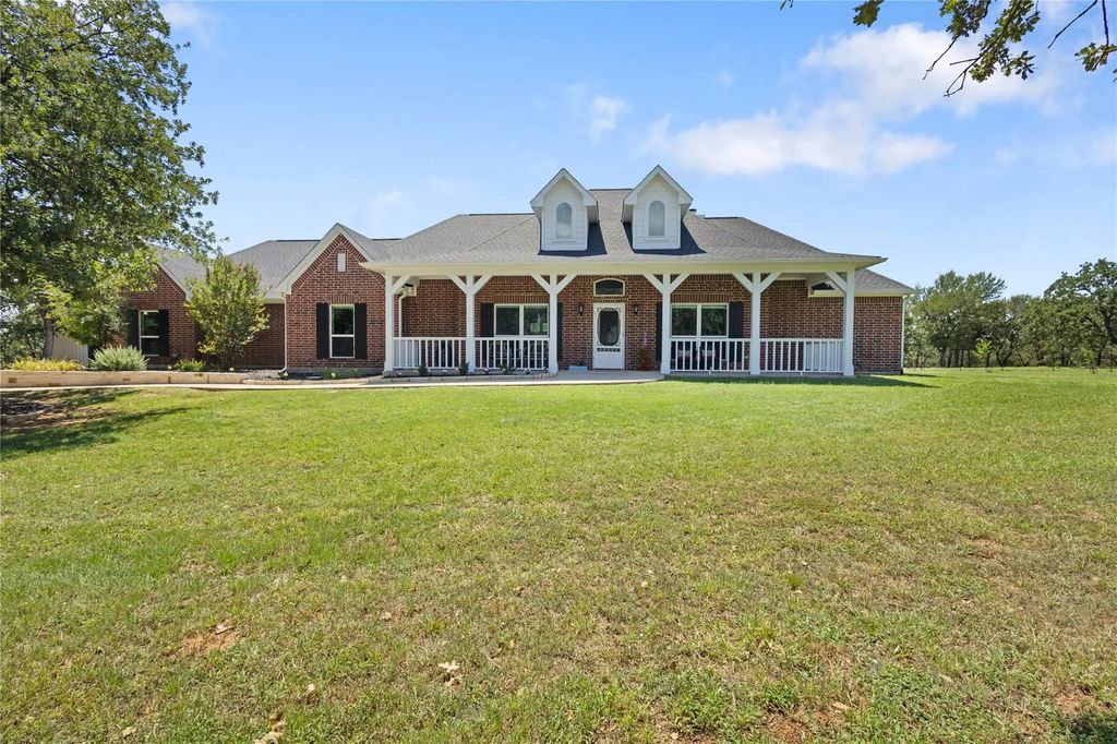 110 Morris Court, Weatherford