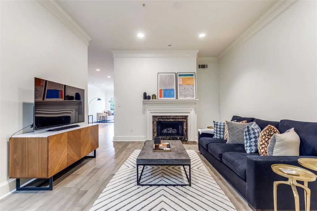 3303 Blackburn Street 203, Dallas