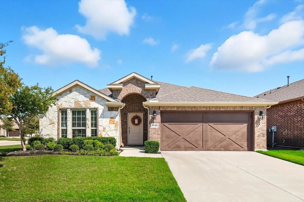 7445 Wispy Willow Lane, Little Elm
