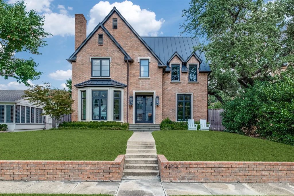 4404 Stanhope Street, University Park