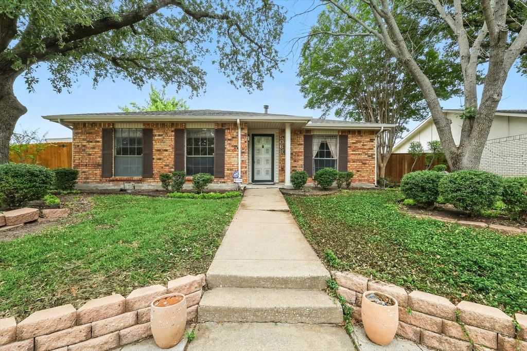 5068 Bartlett Drive, The Colony