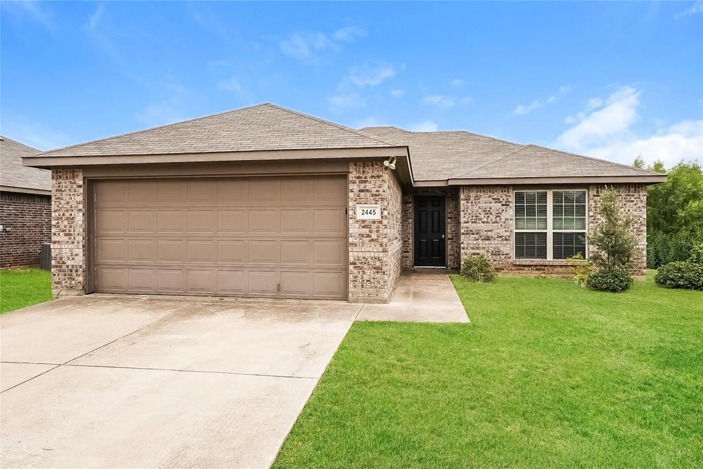 2445 Galemeadow Drive, Fort Worth