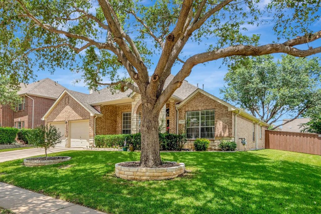 1310 Blairwood Drive, Flower Mound