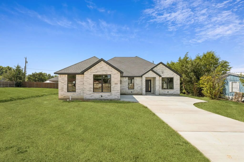 113 E Southbrook Drive, Glenn Heights