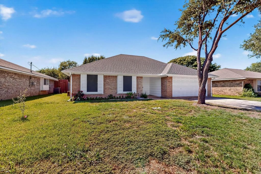 1918 Sharon Drive, Corinth