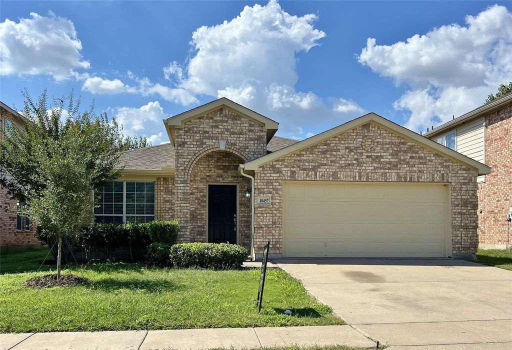 10457 Winding Passage Way, Fort Worth