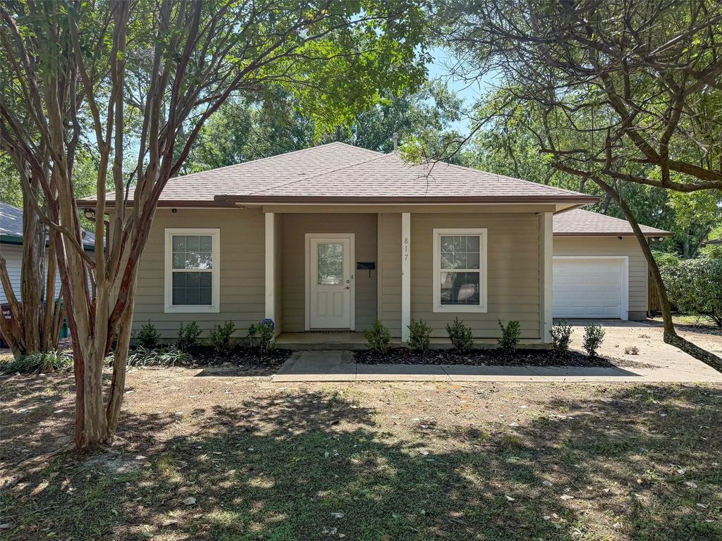 817 Westway Street, Denton