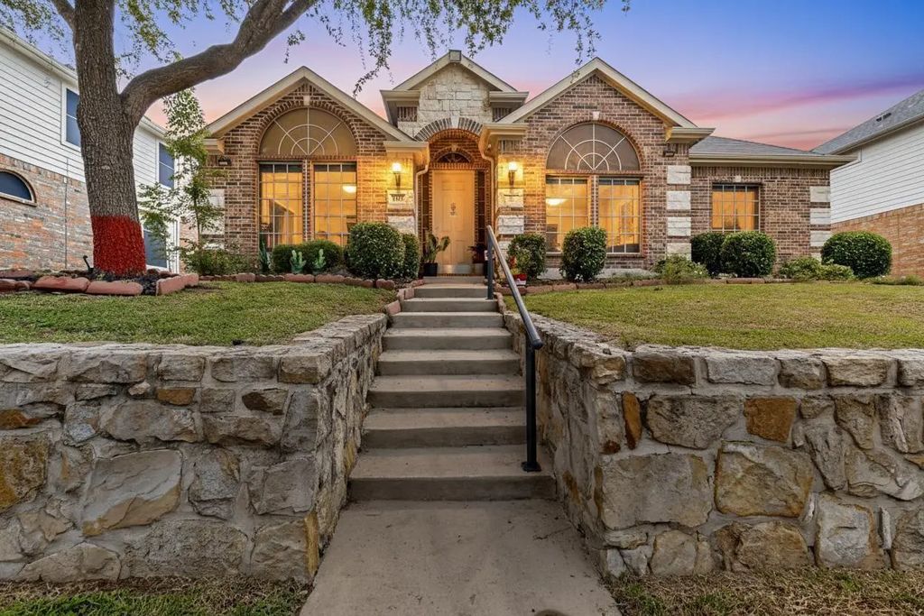 918 Myers Meadow Drive, Garland