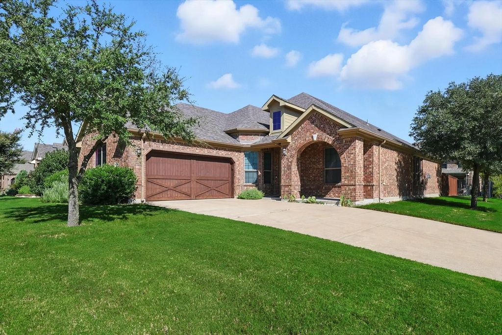 632 Shadow Glen Lane, Keller