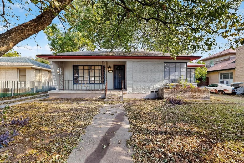 1421 Barlow Avenue, Dallas