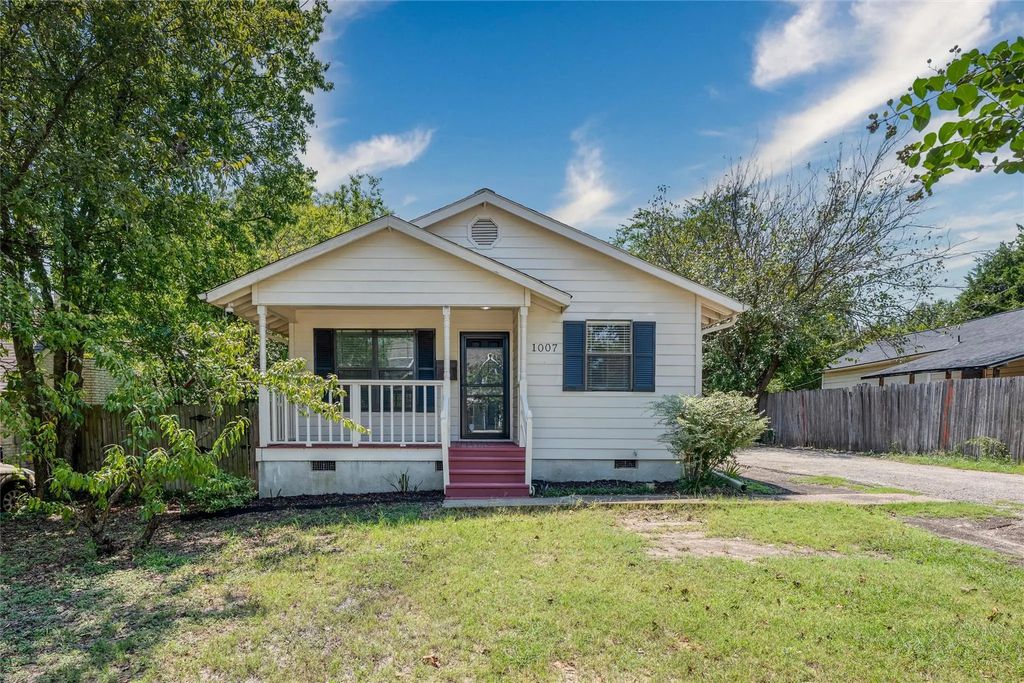 1007 W White Avenue, McKinney