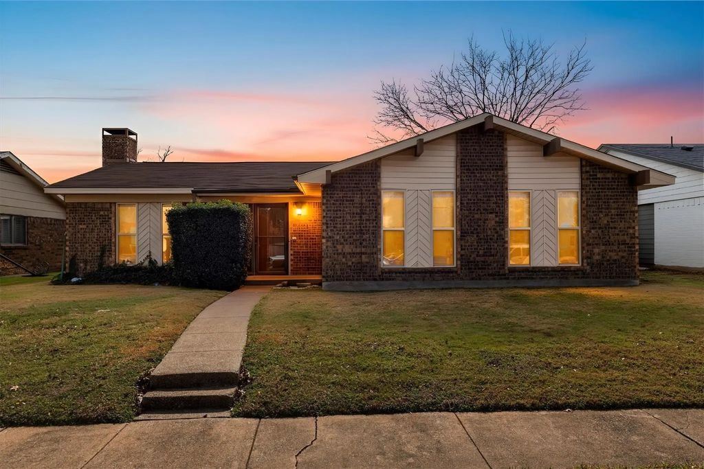 2230 Meadow Glen Drive, Garland