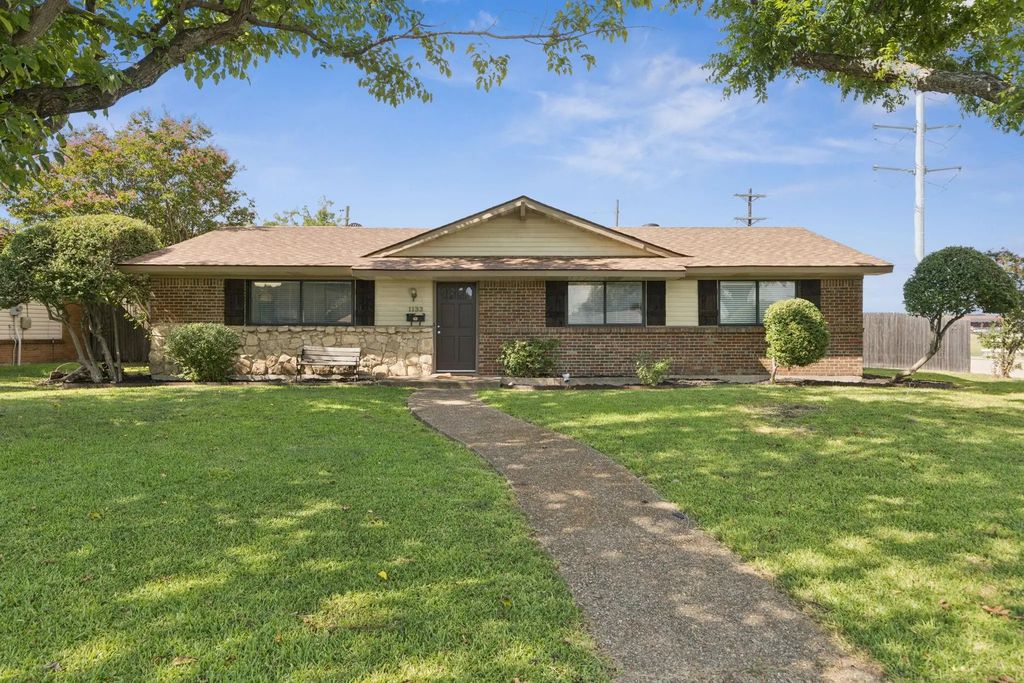 1133 Pacific Drive, Richardson