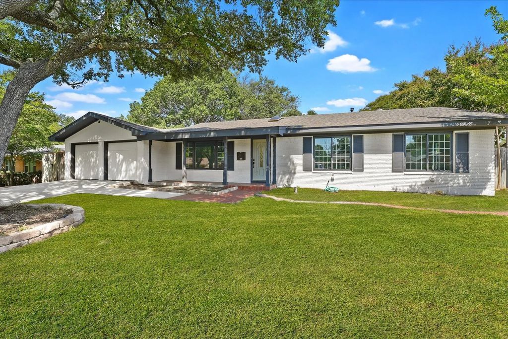 8312 Saddle Trail, Fort Worth