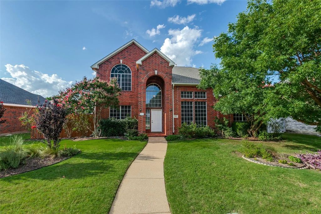 3513 Harlington Lane, Richardson