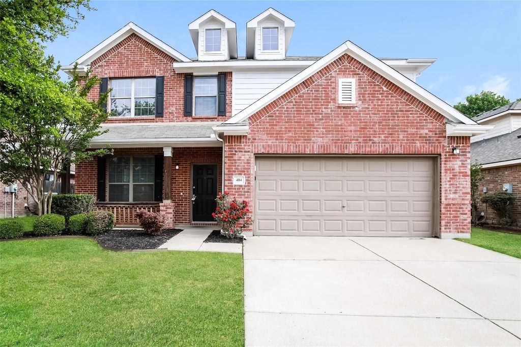 404 Iron Ore Trail, Fort Worth