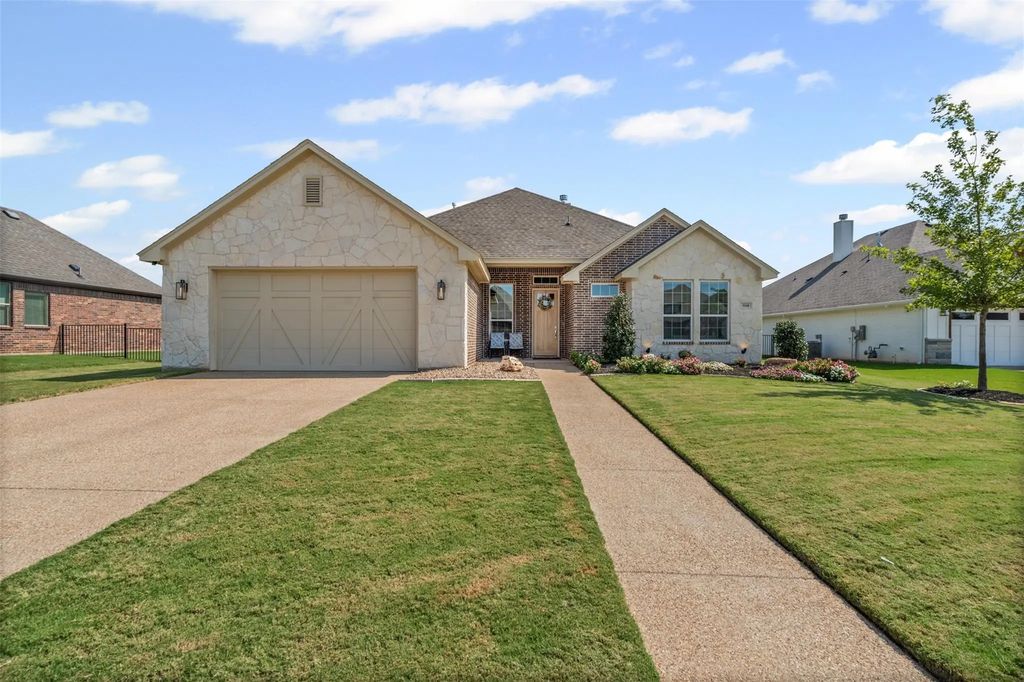 3168 Ferry Boat Lane, Granbury