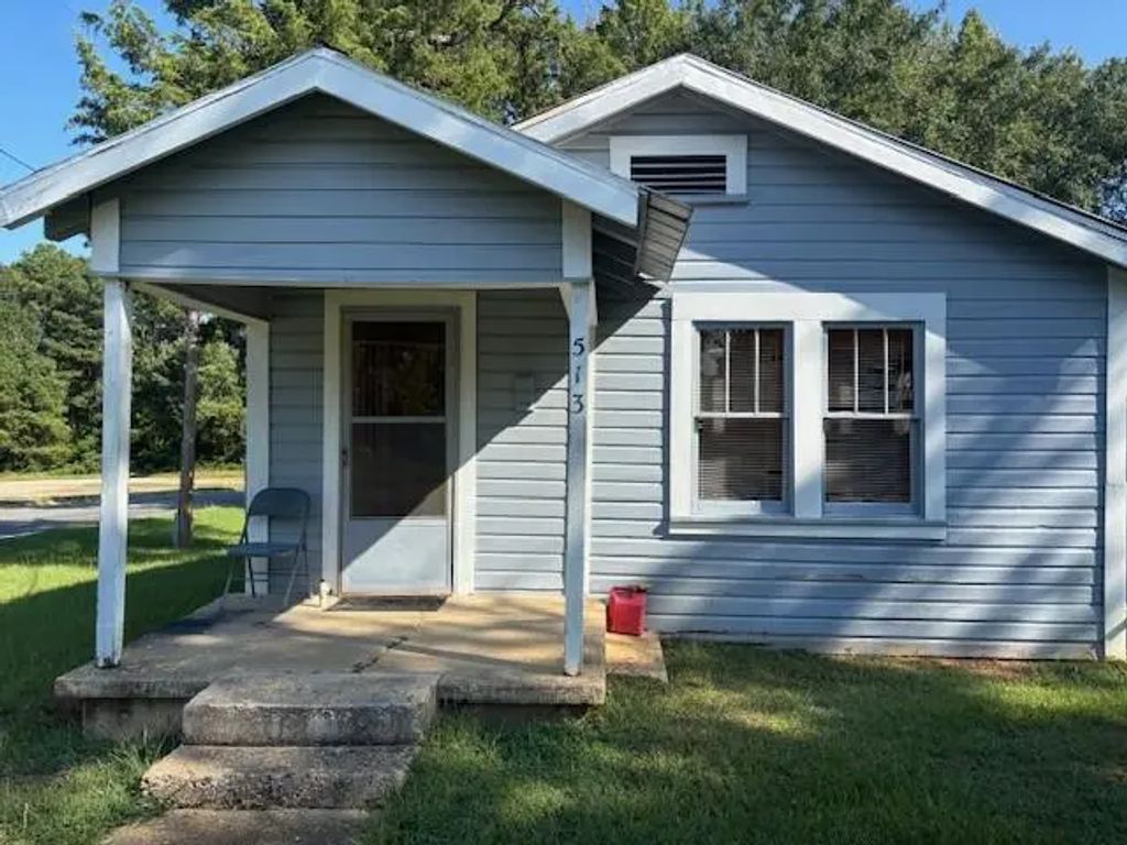 513 Myers Street, Minden