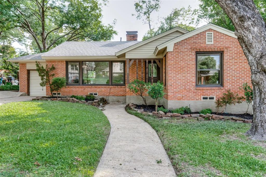 1126 Cordova Street, Dallas