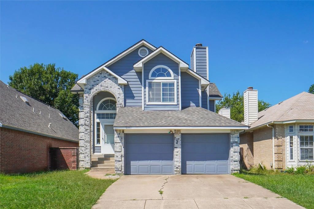 6841 Driffield Circle W, North Richland Hills