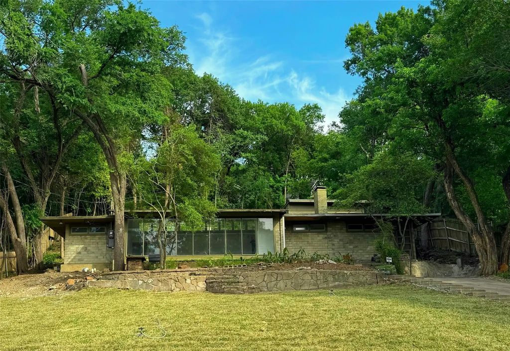 1934 Kessler Parkway, Dallas