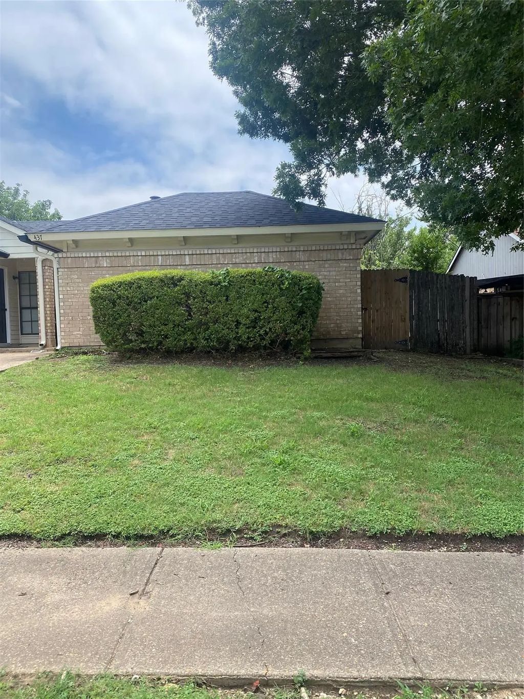 437 Dollins Street, Cedar Hill