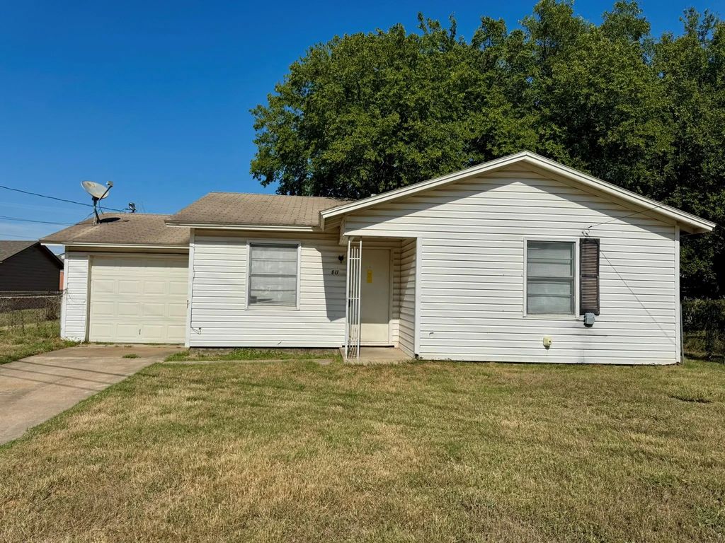 817 N Patricia, Waco
