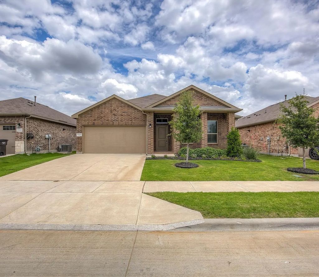11424 Glenderry Lane, Fort Worth
