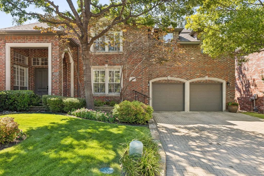 30 Ashton Court, Dallas