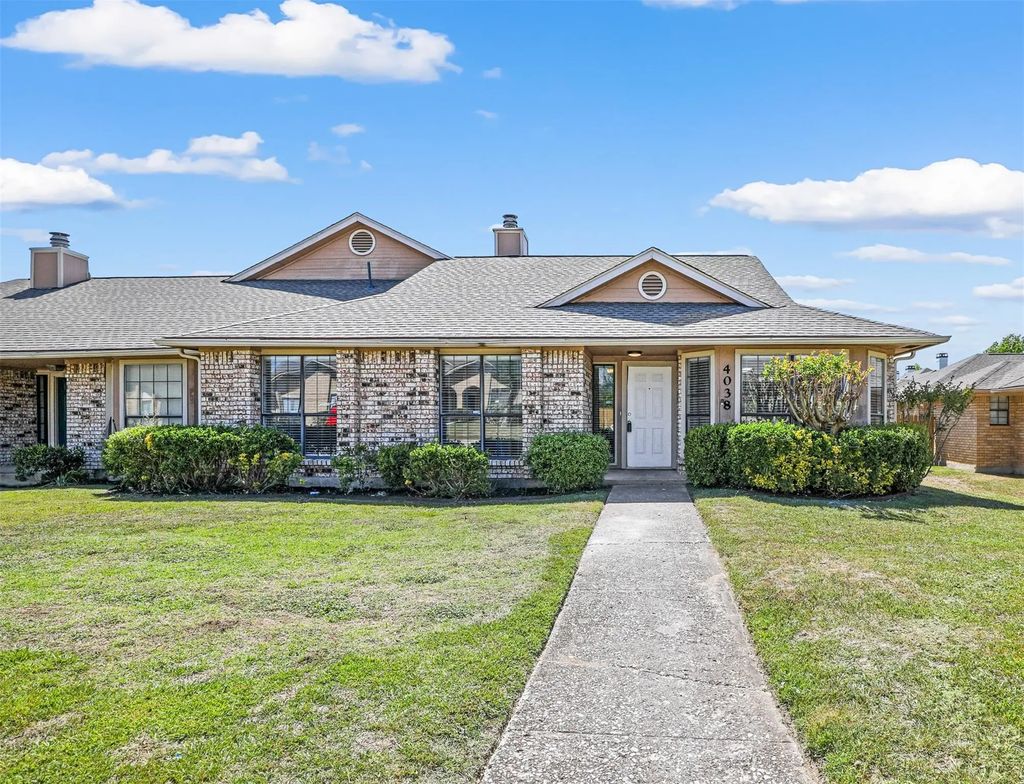 4038 Saint Christopher Lane, Dallas