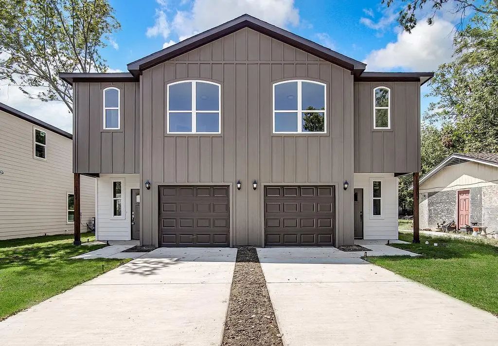 303 Eastland Street, Cleburne