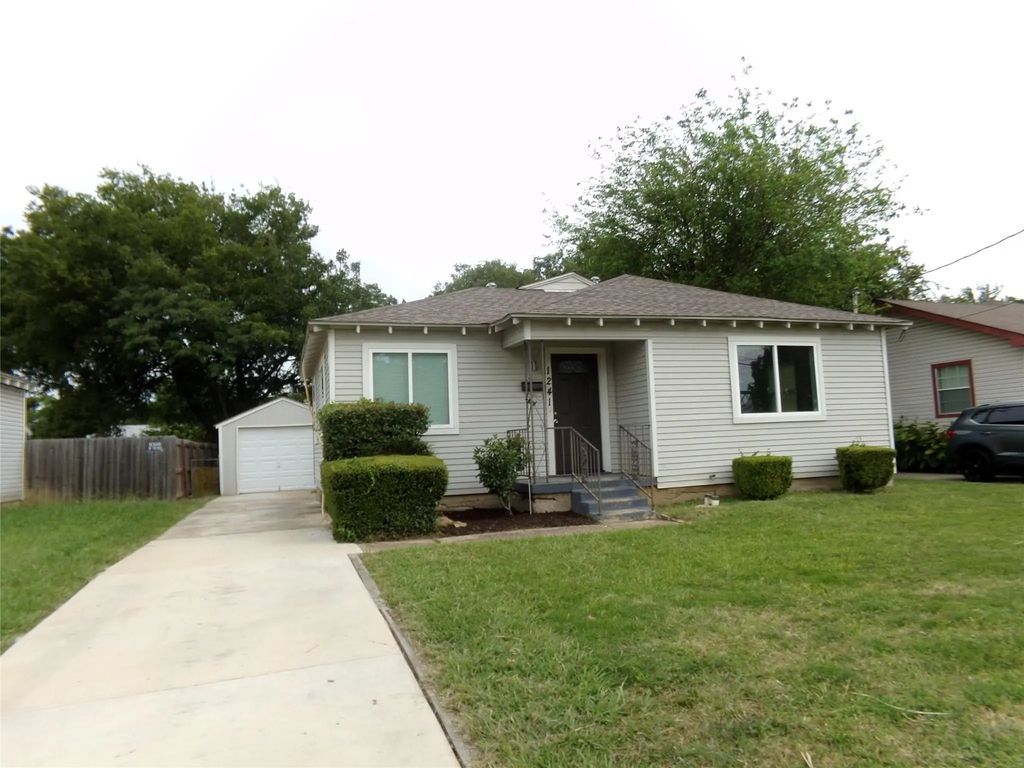 1241 Sleepy Hollow Drive, Dallas
