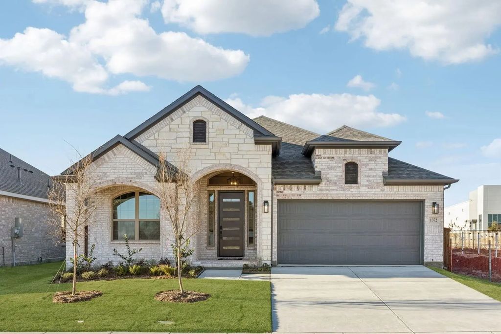 1372 Chisos Way, Forney