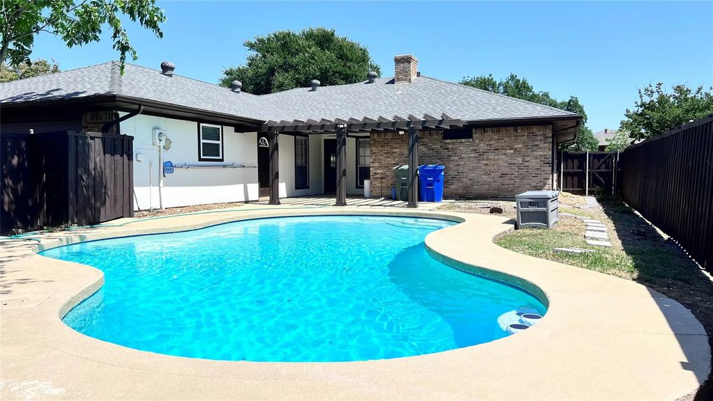 1707 Dogwood Drive, Carrollton