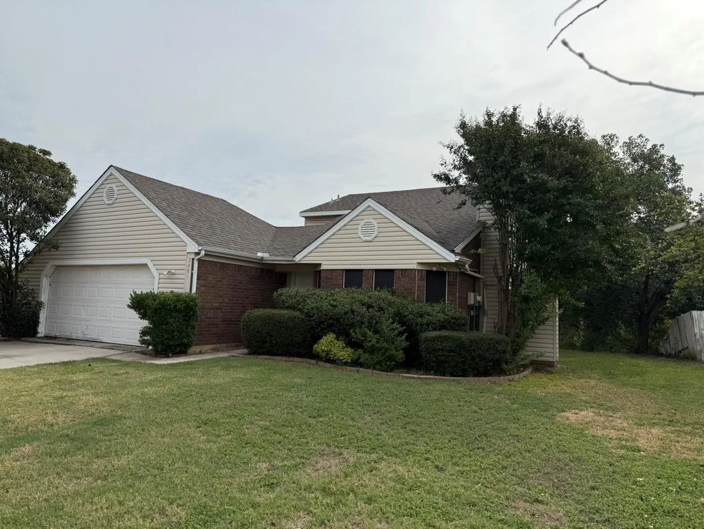 2401 Forestmeadow Drive, Lewisville