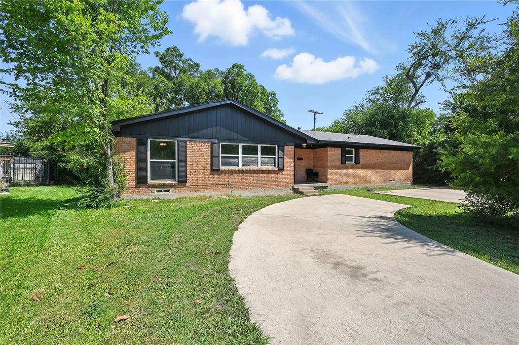 1539 Dory Lane, Irving