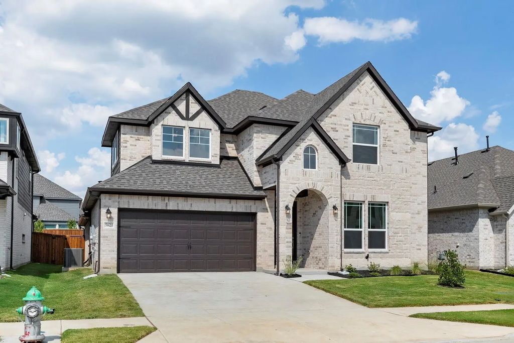 5621 Burford Lane, Celina