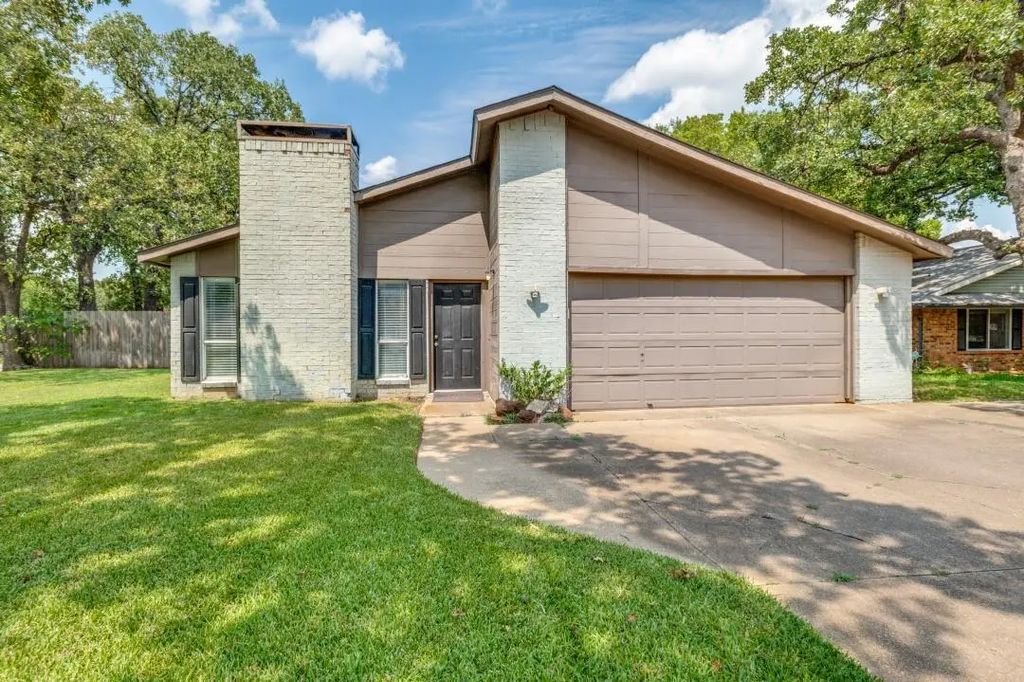 3001 Glenwood Court, Bedford