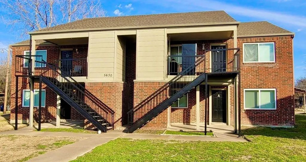 5630 Brookview Court C, Sachse