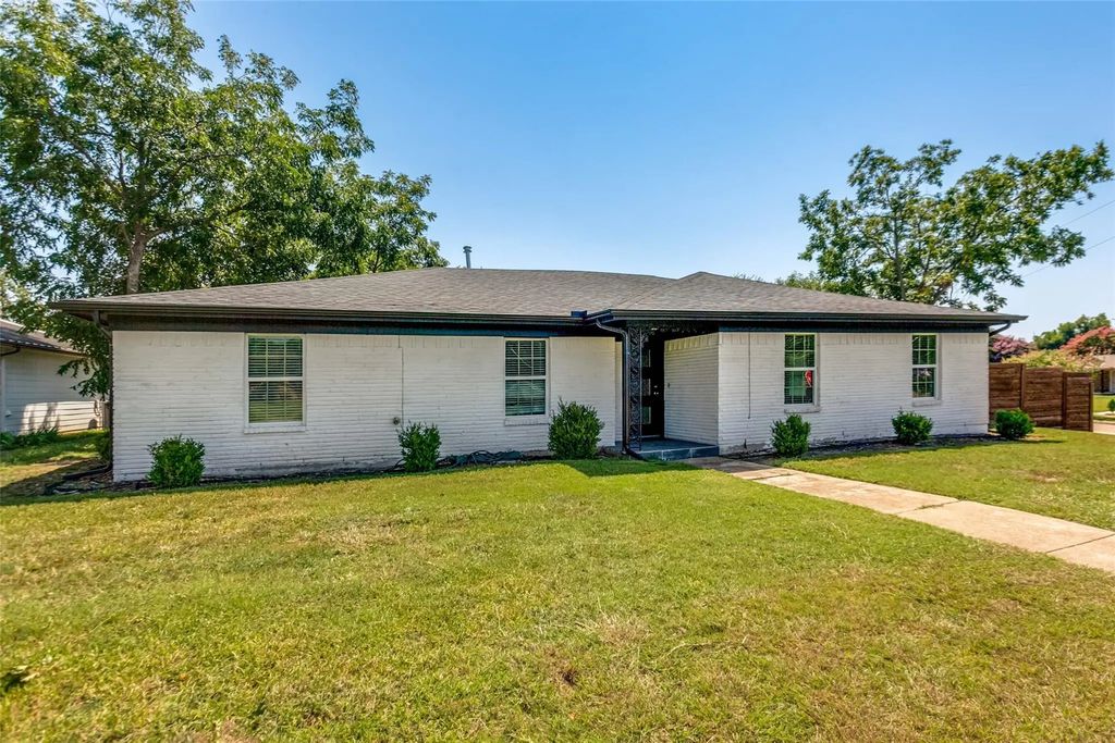 418 E Spring Valley Road, Richardson