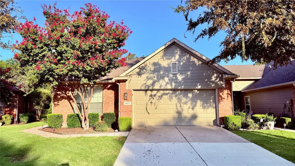 3277 Judge Holland Lane, Plano