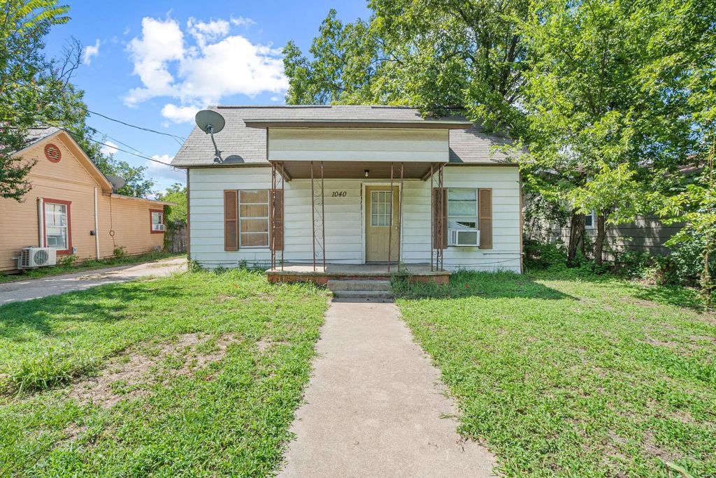 1040 N Clinton Street, Stephenville