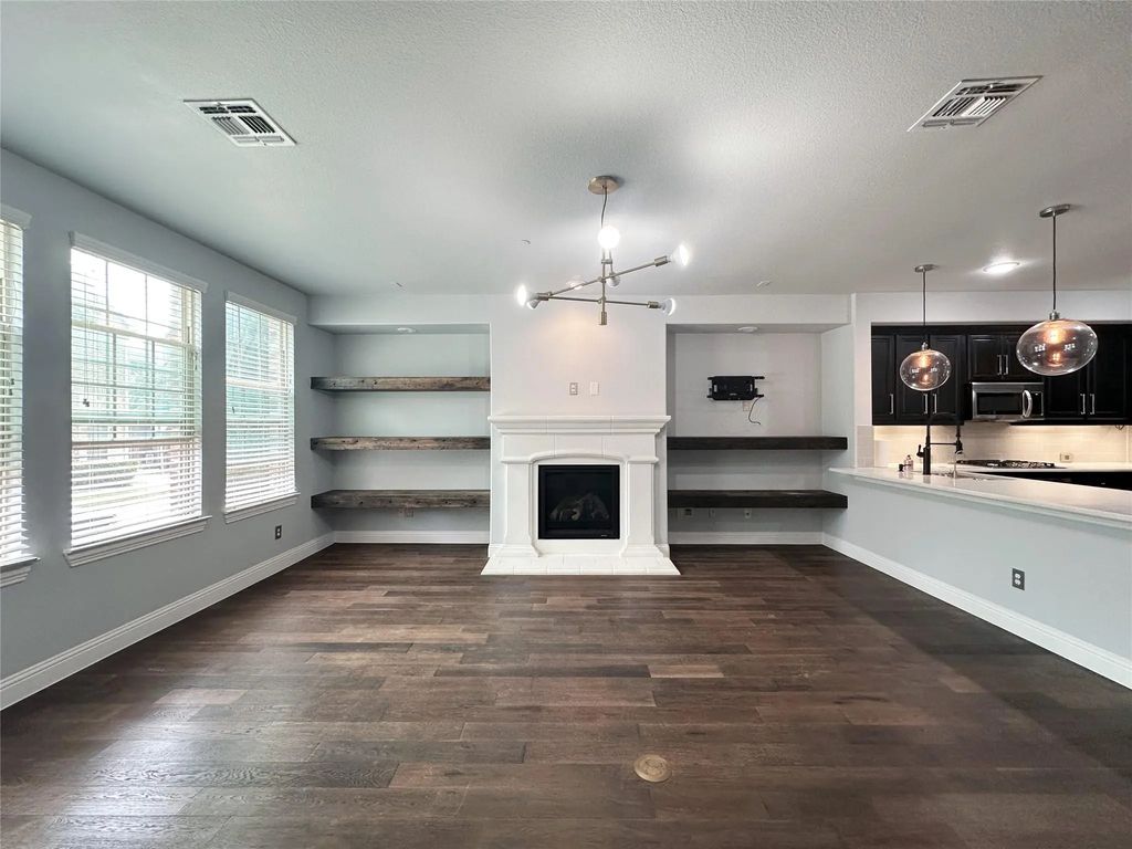 2729 Troutt Drive, Carrollton
