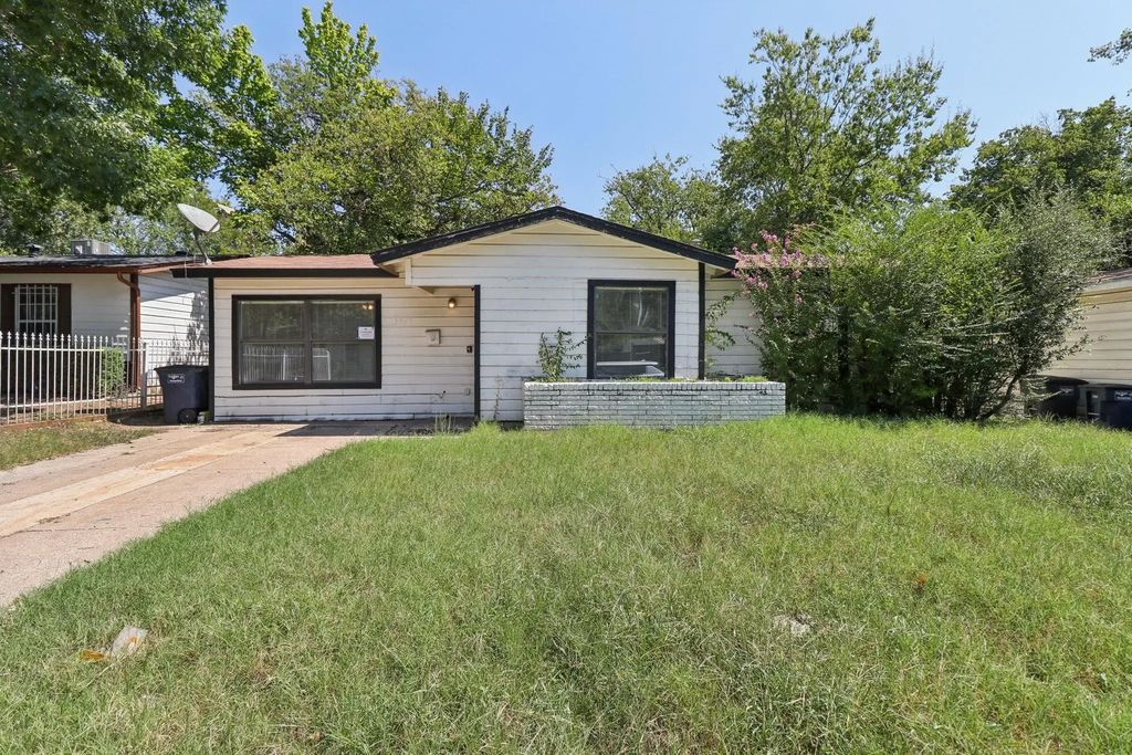 3775 Castleman Street, Fort Worth
