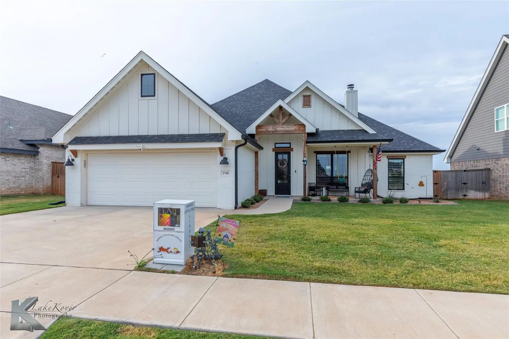 1749 Paras Avenue, Abilene