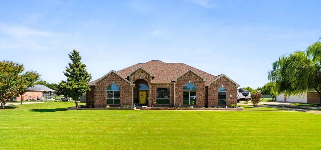 141 Chazlynn Court, Waxahachie