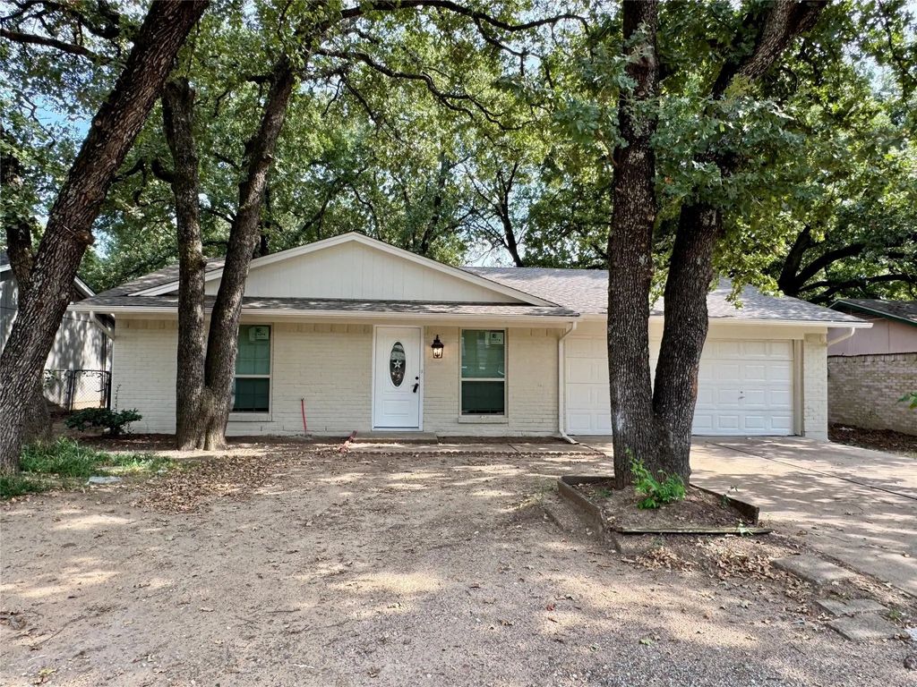 14520 Cimarron Drive, Balch Springs