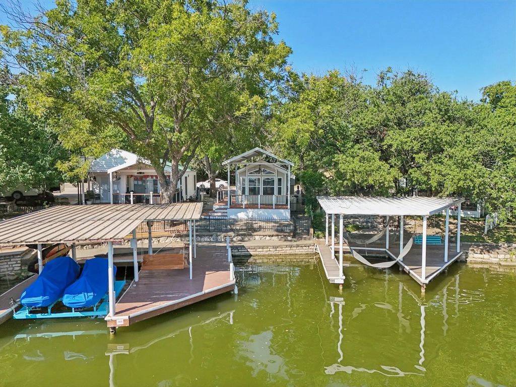 617 Brazos Harbor Circle, Granbury