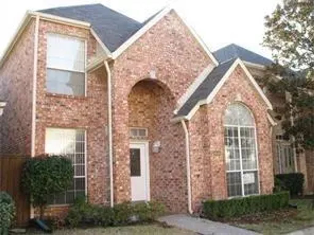 6044 Jereme Trail, Dallas